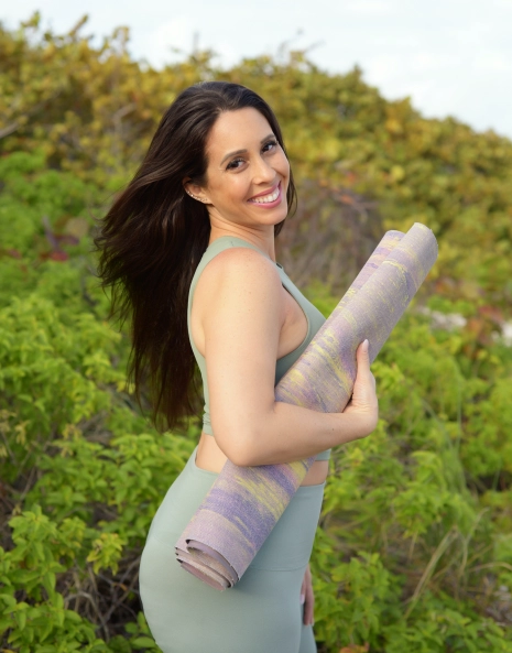 Jennifer Nicole—Holistic Lifestyle Consultant & Functional Nutrition Specialist