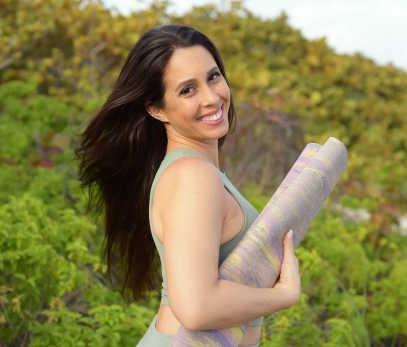 Jennifer Nicole - Dietitian Nutritionist and Registered Yoga Teacher